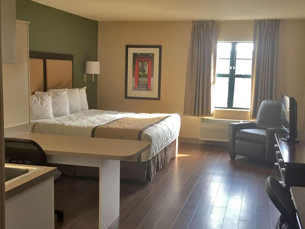 Extended Stay America Select Suites - Chicago - Hanover Park Room photo