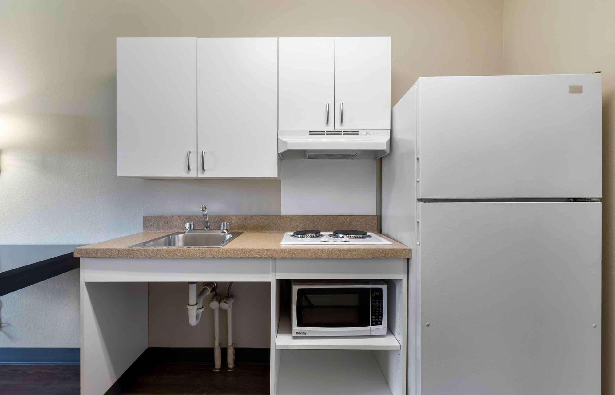 Extended Stay America Select Suites - Chicago - Hanover Park Exterior photo