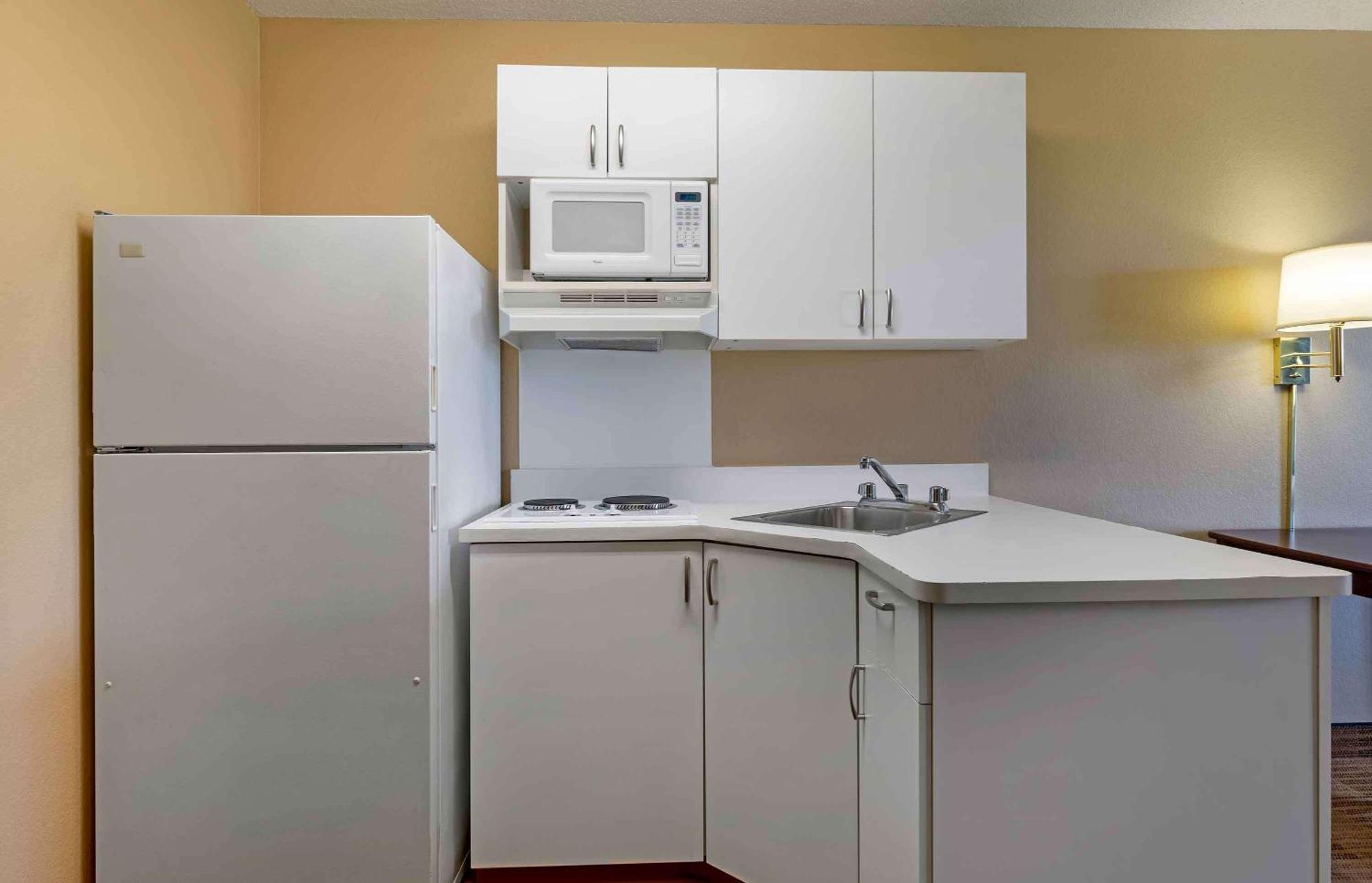Extended Stay America Select Suites - Chicago - Hanover Park Exterior photo