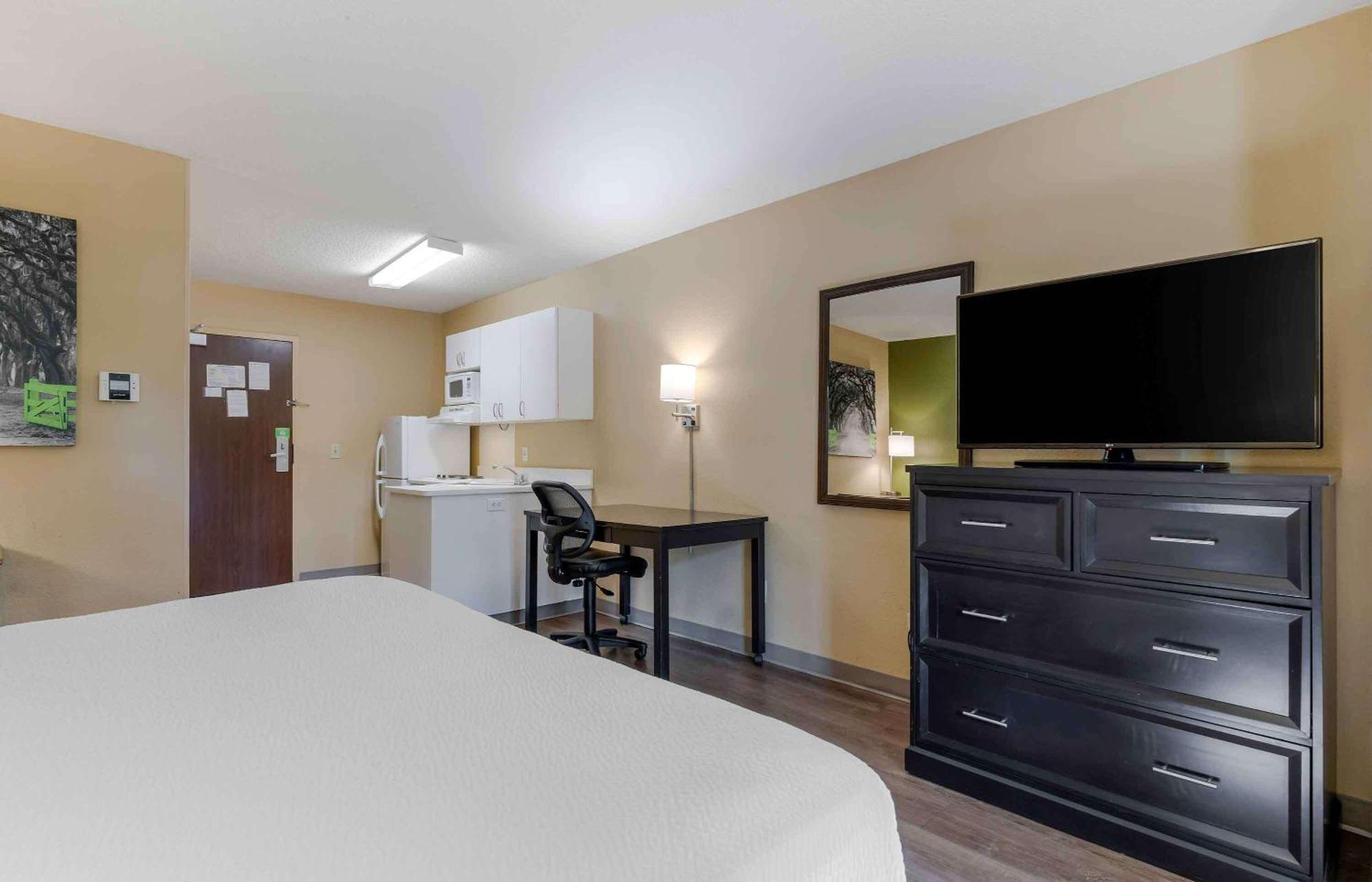 Extended Stay America Select Suites - Chicago - Hanover Park Exterior photo