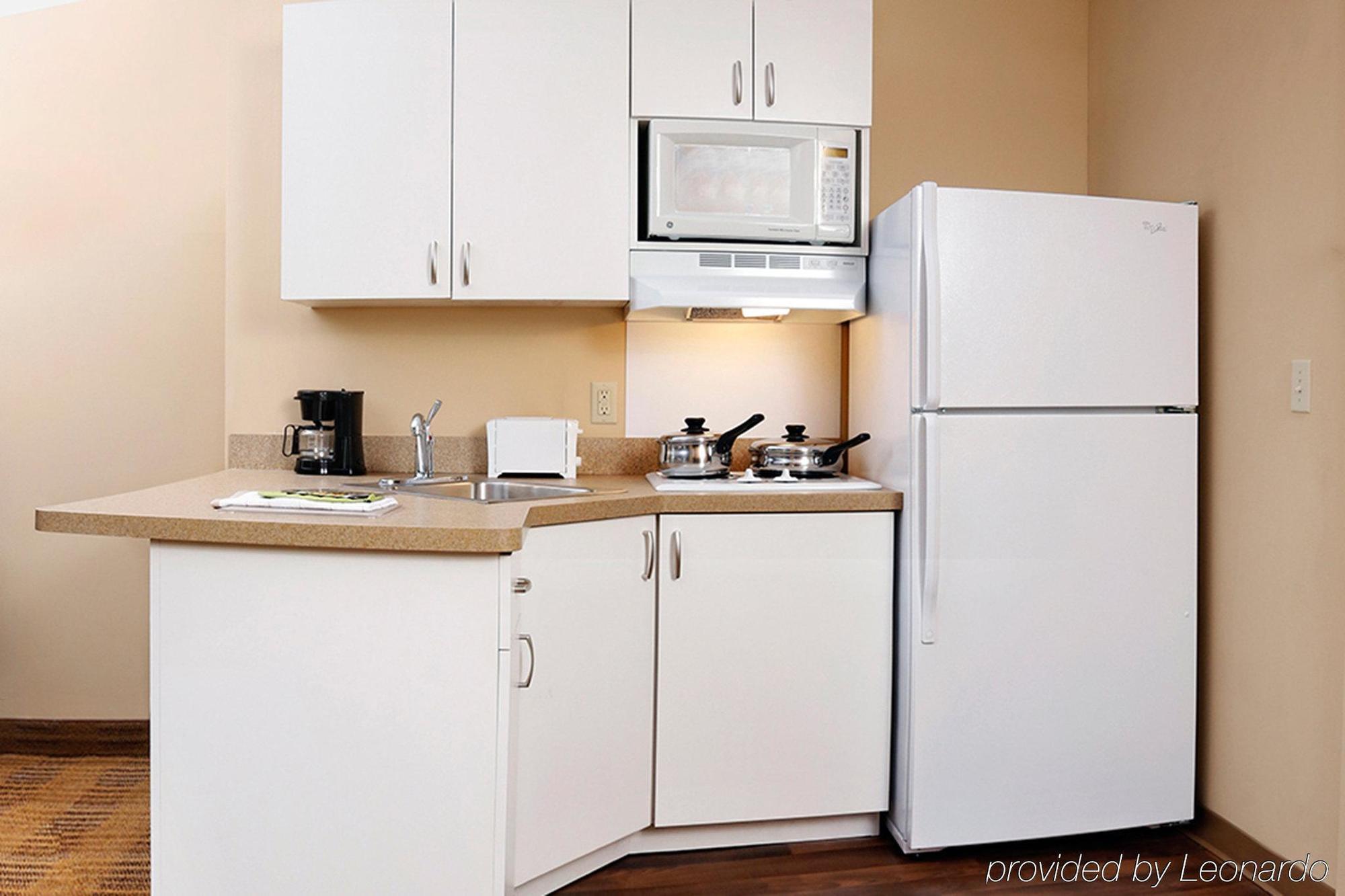 Extended Stay America Select Suites - Chicago - Hanover Park Exterior photo
